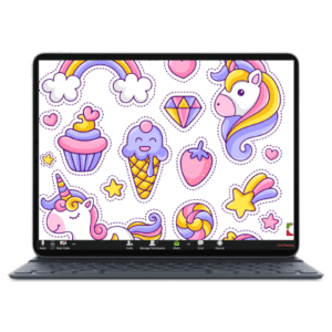 מסך לפטופ ועליו רקע של חדי קרן, נסיכות, תות, גלידה וכו׳. מקסים :)